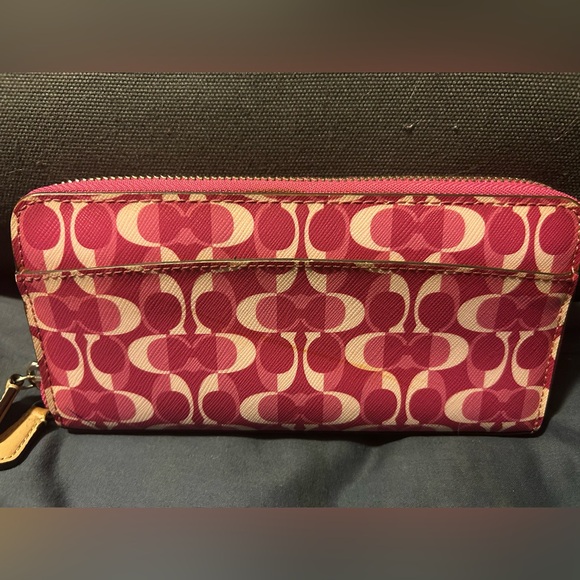 Coach Pink and Cream Wallet - Picture 3 of 13
